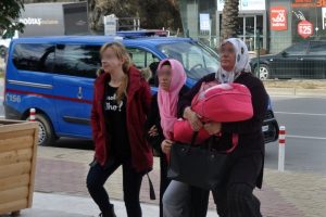 FET&Ouml;'den aranan kadın doğum yapmak i&ccedil;in gittiği hastanede yakalandı