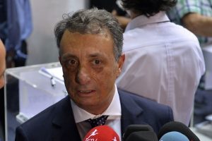 Ahmet Nur &Ccedil;ebi'den ilgin&ccedil; Demba Ba yorumu
