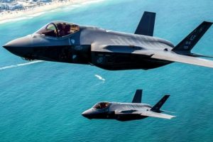 Trump'tan F-35 a&ccedil;ıklaması: "90 u&ccedil;aktan 600 milyon dolar tasarruf"
