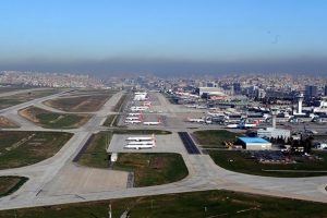 Atat&uuml;rk Havalimanından 4 g&uuml;nde 58 kişi ABD'ye gidemedi