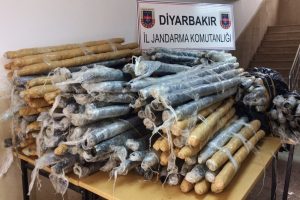 Diyarbakır'da 416 kilo kubar esrar ele ge&ccedil;irildi
