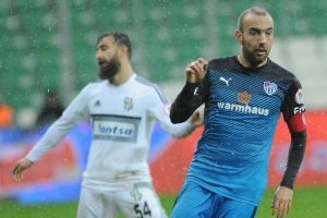 Bursaspor'da Sercan, Bilal ve Erdem'in bileti kesildi