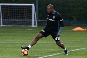 Beşiktaş, Fenerbah&ccedil;e hazırlıklarına ara vermeden başladı