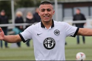 Karlsruher, 17'lik T&uuml;rk golc&uuml;y&uuml; kaptı!