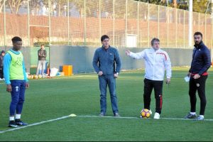 Alanyaspor'un yeni teknik adamı sahaya indi