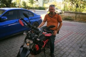 Bursa'da oğlunu hastaneye g&ouml;t&uuml;r&uuml;rken, kapka&ccedil;&ccedil;ıları yakaladı