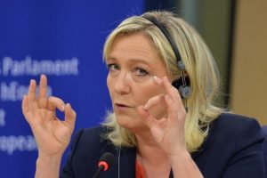 AP'nin Le Pen'e verdiği s&uuml;re doldu
