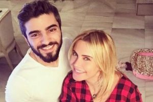 12 aylık nafaka borcunu affetti