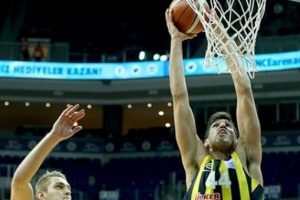 Fenerbah&ccedil;e'nin konuğu son şampiyon