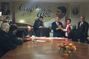 CHP Bursa Milletvekili Kayışoğlu'ndan 'hayır' diyen DP Bursa'ya ziyaret