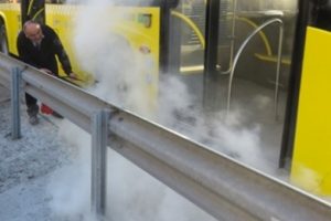 İETT otob&uuml;s&uuml;nde korku dolu anlar!
