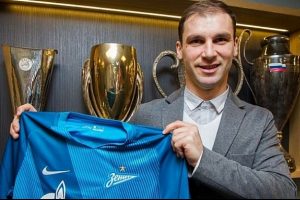 Ivanovic resmen imzayı attı!
