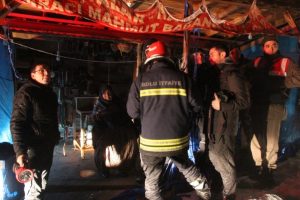 Ekmek teknesi g&ouml;z&uuml;n&uuml;n &ouml;n&uuml;nde k&uuml;l oldu