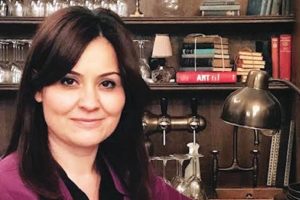 K&uuml;f&uuml;rl&uuml; mesaja T&uuml;rk freni