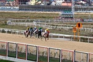 Kartepe Hipodromu'na uyuşturucu operasyonu