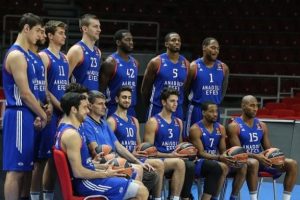 Anadolu Efes Sırbistan deplasmanında