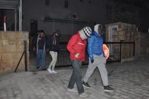 &Ccedil;anakkale'de 22 yabancı uyruklu yakalandı