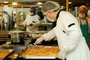 Meclis'teki kadrolu personelin &uuml;cretleri belli oldu