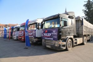 Bursa'dan Suriye'ye yakacak ve gıda yardımı