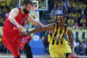 Fenerbah&ccedil;e, CSKA'yı s&uuml;p&uuml;rd&uuml;