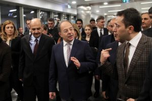 "Yeni T&uuml;rkiye'nin hastaneleri hep b&ouml;yle olacak"