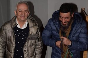 Doğum g&uuml;n&uuml;n&uuml; Beşiktaş marşlarıyla kutladılar