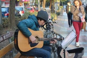 Japon gen&ccedil; bisikletiyle 23 &uuml;lkeyi gezdi