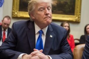 Trump'a kızdı, vizesini iptal etti!