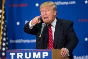 ABD Başkanı Trump: İran ateşle oynuyor!