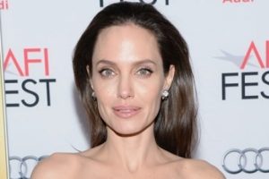 Angelina Jolie'den Trump'a tepki