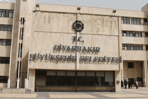 Belediye iş&ccedil;ileri maaşlarını zamanında alacak