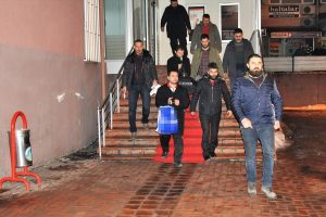 FET&Ouml;/PDY soruşturmasında 3 tutuklama