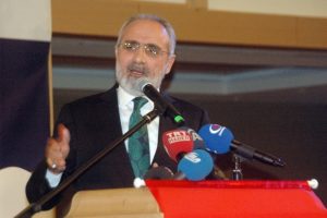 Top&ccedil;u: "Frenk mukallitliği doğrudan milletin iradesine emanet edilecek"