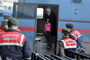 17 sanıklı FET&Ouml; davası başladı
