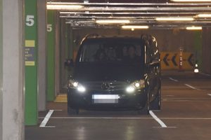Sezen Aksu sinirlendi, g&ouml;steriye girmedi