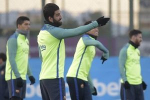 Arda Turan idmanda krampon fırlattı