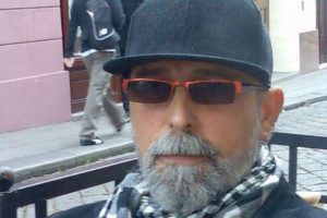 Cinsel organından ameliyat edilen sanat&ccedil;ı şoke oldu!
