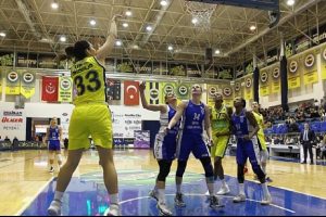 Fenerbah&ccedil;e farka gitti