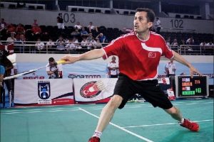 Badminton Federasyonu Başkanı &Ouml;zmekik, T&uuml;rkiye Şampiyonu oldu