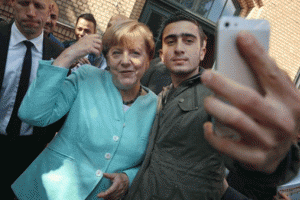 Bir 'Selfie' &ccedil;ekti, 'ter&ouml;rist' oldu!