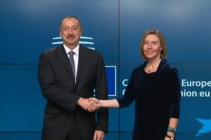 Aliyev Mogherini ile g&ouml;r&uuml;şt&uuml;