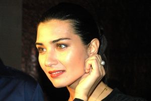 Tuba B&uuml;y&uuml;k&uuml;st&uuml;n o iddiaya ateş p&uuml;sk&uuml;rd&uuml;