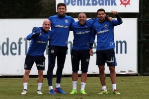 Fenerbah&ccedil;e'de Bursaspor ma&ccedil;ı hazırlıkları başladı