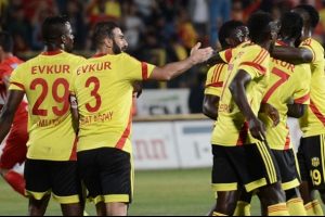 Yeni Malatyaspor'un ma&ccedil;ı Vodafone Arena'da!