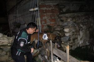Bursa'da polisinden uyuşturucu ile topyek&uuml;n m&uuml;cadele
