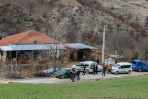 Bakanlık 300 evi tek tek gezecek