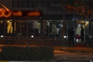 Diyarbakır'ın Kayapınar il&ccedil;esinde silahlı kavga: 5 yaralı