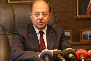 Bakan Akdağ'dan helikopter ambulansın pilotuna teşekk&uuml;r telefonu