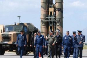 Yunanistan'dan S-300'l&uuml; şovu