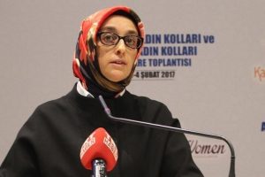 AK Parti'li kadınlar referandum programını belirledi